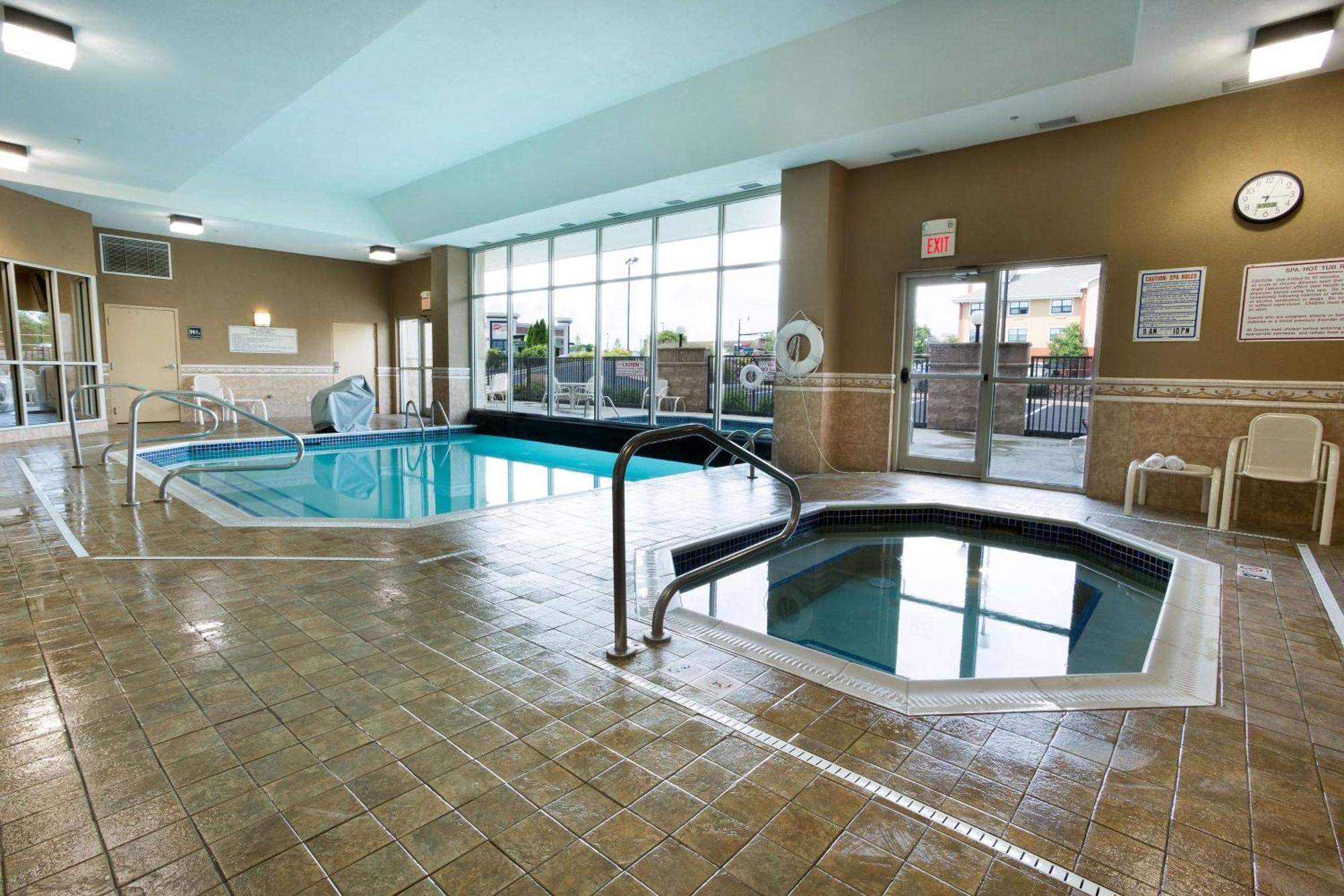 Drury Inn & Suites Dayton North Екстериор снимка